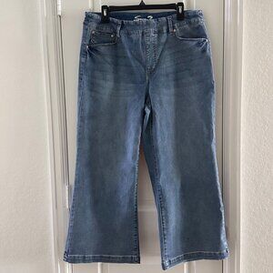 Seven7 Womens Pull-On Weekend Capri Jeans Size 16 Light Wash Stretch Denim